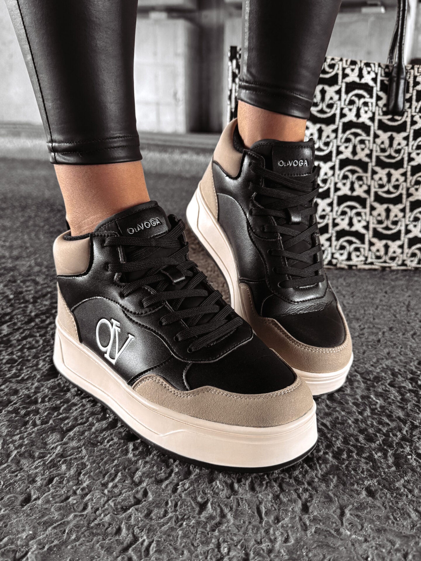 CARMINE SNEAKERS, BEIGE & BLACK