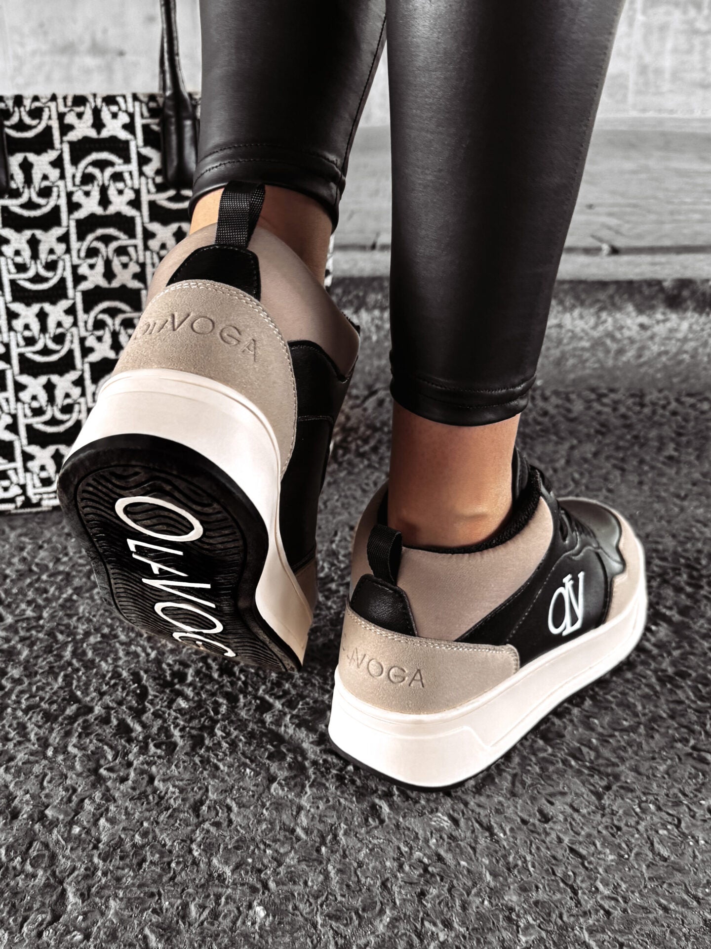 CARMINE SNEAKERS, BEIGE & BLACK