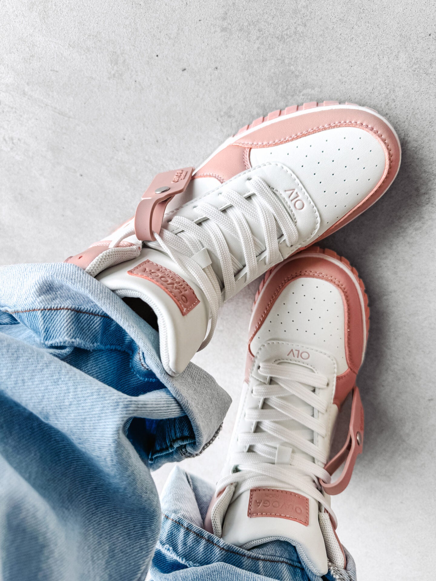 HYPERION SNEAKERS WHITE & PINK